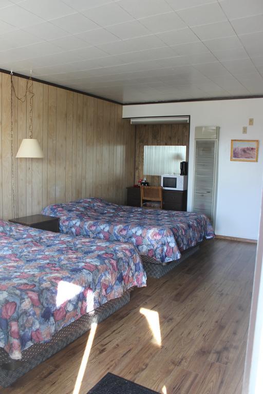 Raval Paradise Motel And Rv Park Youngstown Eksteriør bilde