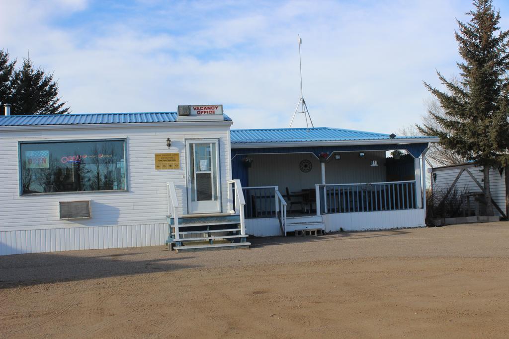 Raval Paradise Motel And Rv Park Youngstown Eksteriør bilde